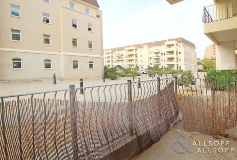 Apartment For Rent In Motor City - Dubai - Dubai