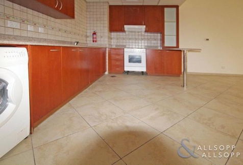 Apartment For Rent In Motor City - Dubai - Dubai