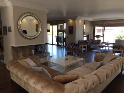 فيلا للإيجار فى ساريير - إسطنبول