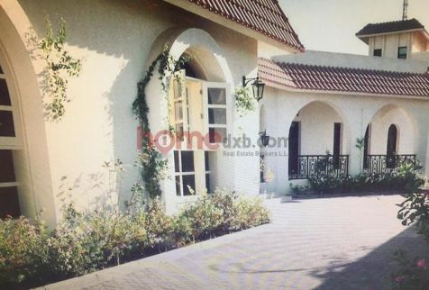 فيلا للإيجار