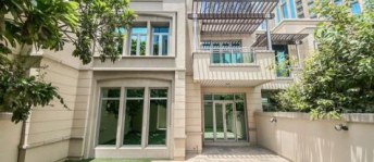 فيلا للإيجار فى دبي مرينا - دبي - دبيّ