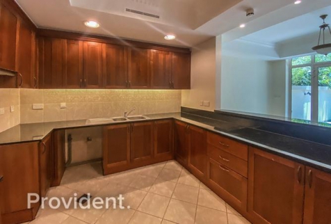 Villa For Rent In Dubai Marina - Dubai - Dubai