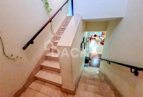 Villa For Rent In Jumeirah Village - Dubai - Dubai