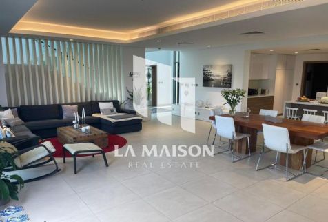 فيلا للإيجار