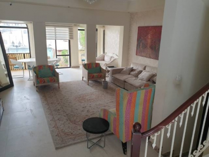 Villa For Rent In Al Muharraq - Muharraq