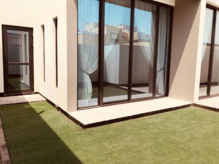 Villa For Rent In Sar - Northern