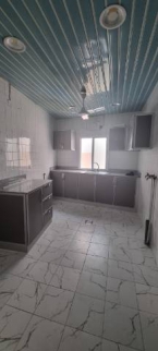 Villa For Rent In Zinj - Capital