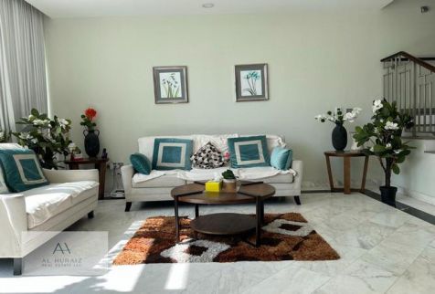 فيلا للإيجار