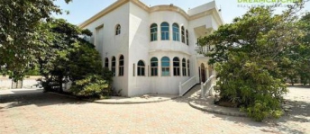 فيلا للإيجار