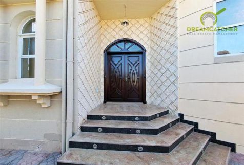 فيلا للإيجار