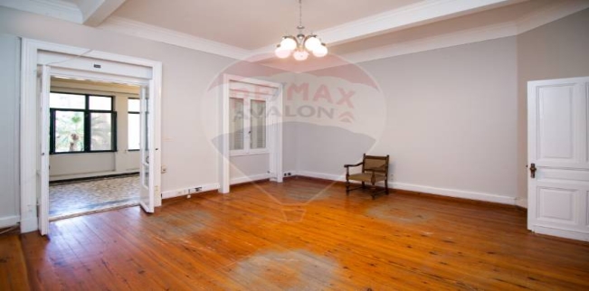 فيلا للإيجار فى رشدي - قسم سيدى جابر - الإسكندرية