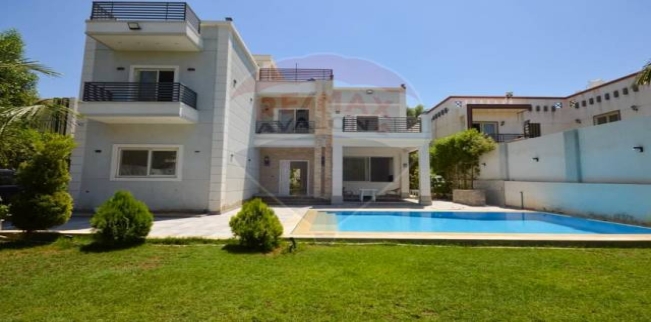 فيلا للبيع فى كينج مريوط - قسم العامرية - الإسكندرية
