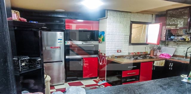 شقة للبيع فى محرم بك - قسم محرم بك - الإسكندرية