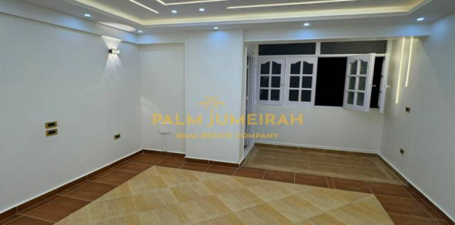 شقة للبيع فى ميامي - قسم المنتزه - الإسكندرية