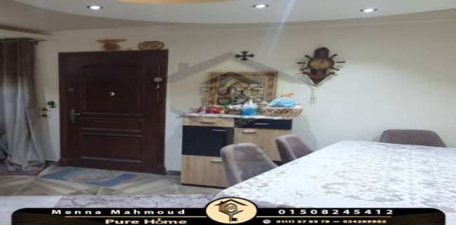 شقة للبيع فى محرم بك - قسم محرم بك - الإسكندرية