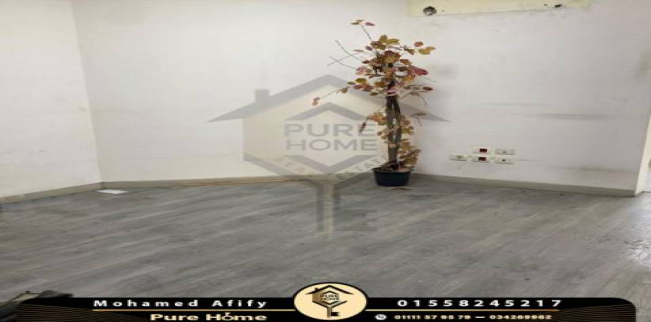 مكتب للبيع فى رشدي - قسم سيدى جابر - الإسكندرية