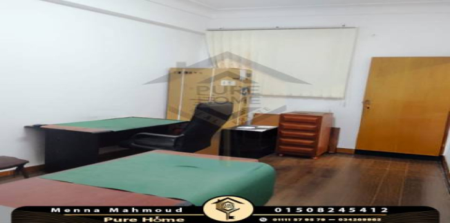 مكتب للبيع فى جناكليس - قسم الرمل - الإسكندرية