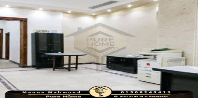 مكتب للبيع فى لوران - قسم الرمل - الإسكندرية