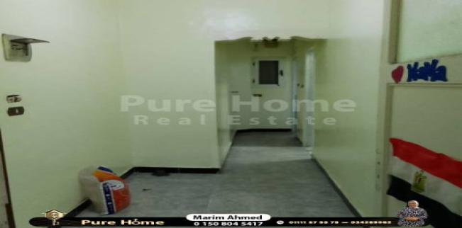 شقة للبيع فى محرم بك - قسم محرم بك - الإسكندرية