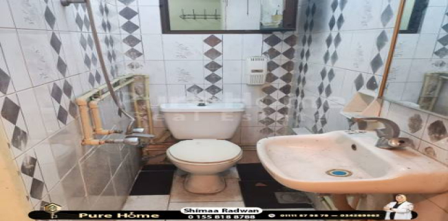 شقة للبيع فى جليم - قسم الرمل - الإسكندرية