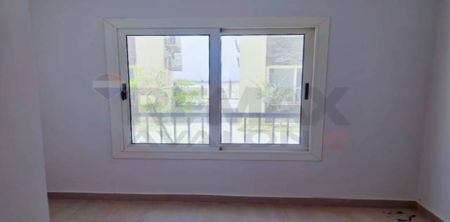 شاليه للبيع فى مركز العلمين - مطروح